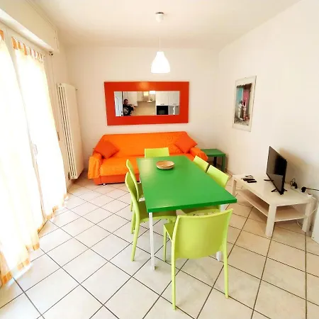 Erica Igea Marina Appartement *